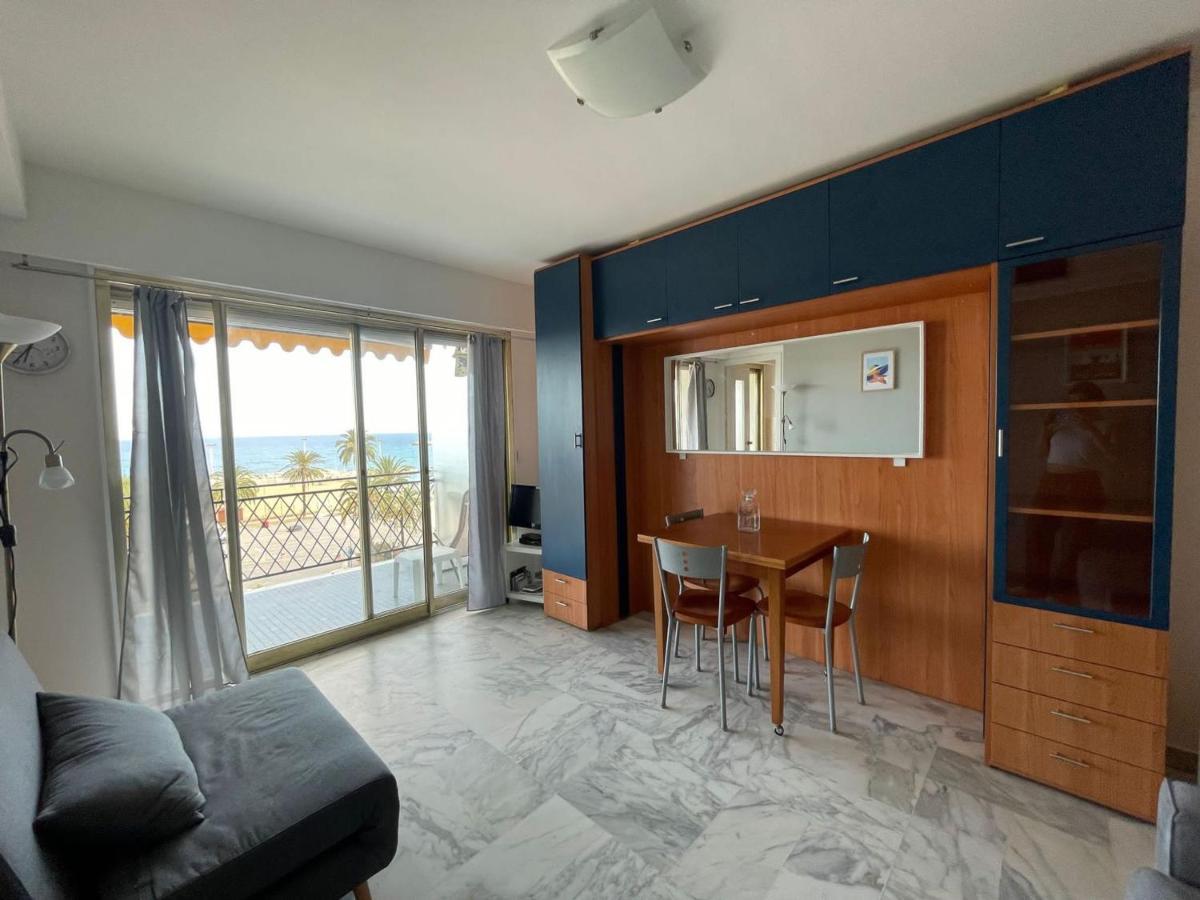 Studio Climatise Avec Terrasse Face Mer A Menton - Fr-1-196-208 Dış mekan fotoğraf