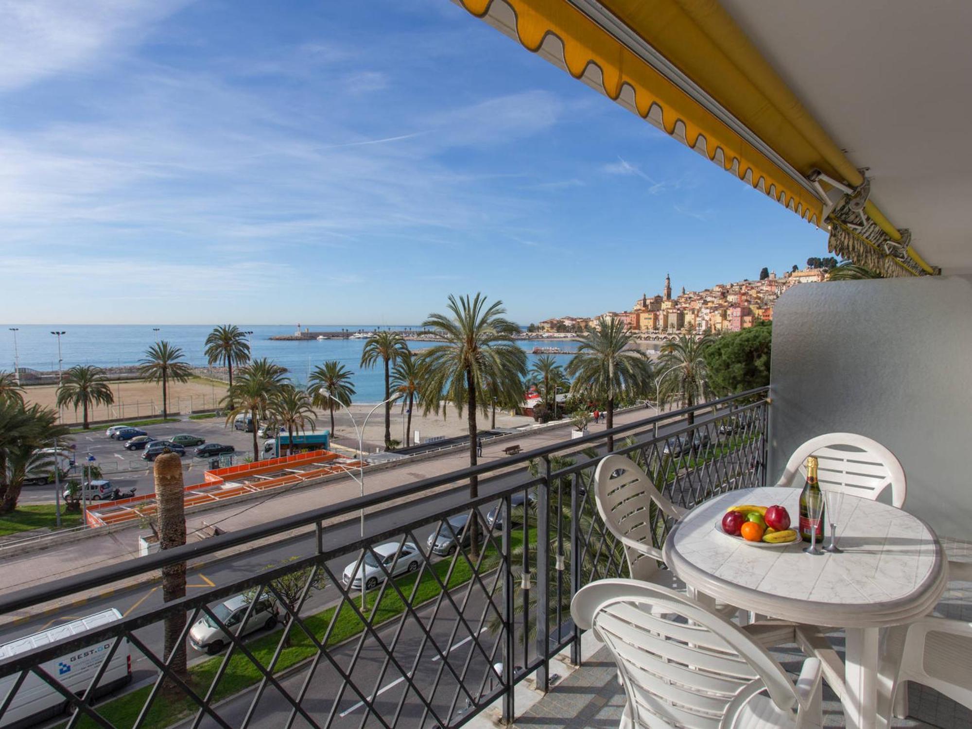 Studio Climatise Avec Terrasse Face Mer A Menton - Fr-1-196-208 Dış mekan fotoğraf
